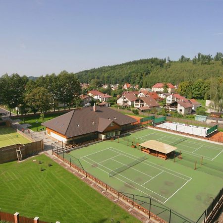 Tx Hotel Hostinne  Bagian luar foto