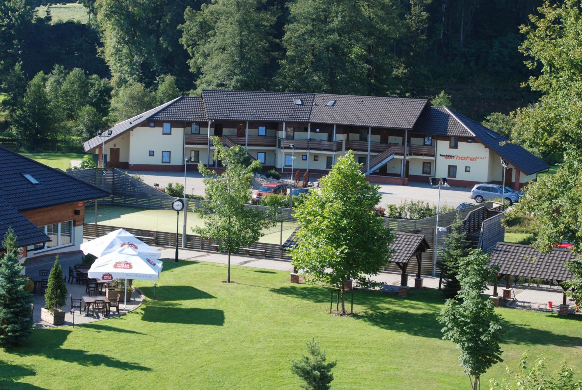 Tx Hotel Hostinne  Bagian luar foto