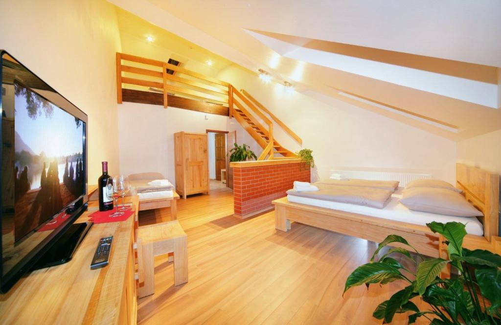 Tx Hotel Hostinne  Bagian luar foto
